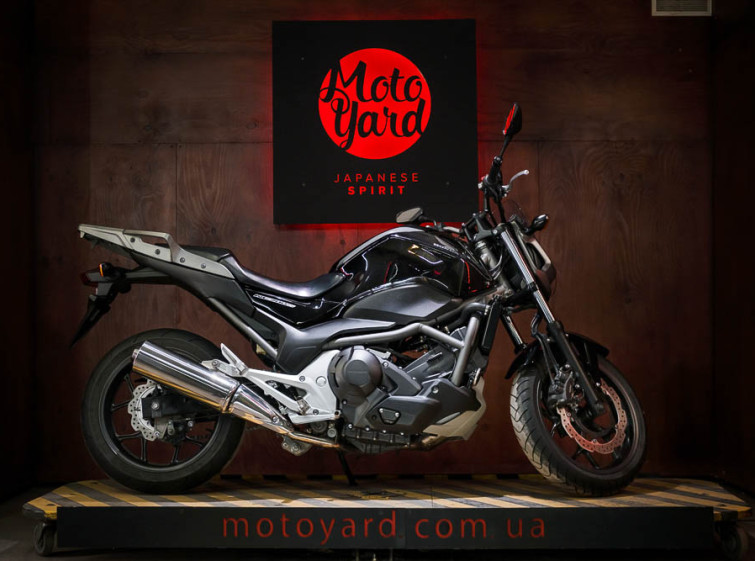Мотоцикл Honda NC 700S DCT з пробігом 10861 км