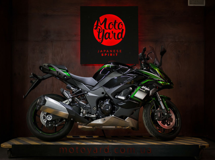 Мотоцикл Kawasaki Ninja 1000SX ABS Traction Состояние нового с пробегом 11067 км