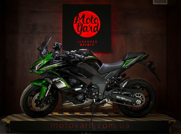 Мотоцикл Kawasaki Ninja 1000SX ABS Traction Состояние нового с пробегом 11067 км
