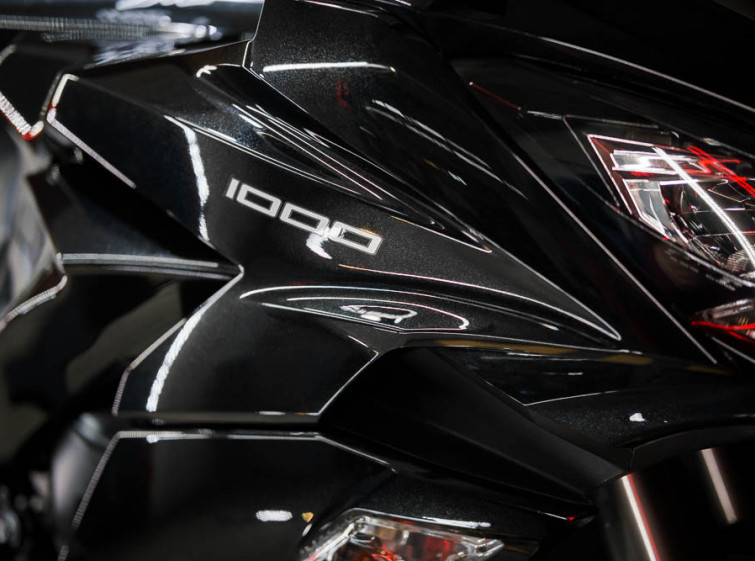 Мотоцикл Kawasaki Ninja 1000SX ABS Traction Состояние нового с пробегом 9806 км