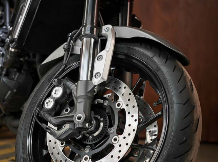 Мотоцикл Yamaha XSR900 ABS Traction с пробегом 24751 км