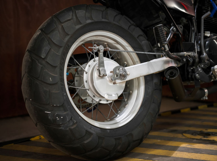 Мотоцикл Yamaha TW225E с пробегом 16765 км