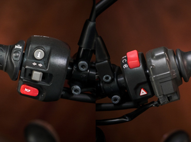 Мотоцикл Triumph Street Twin ABS Traction Инжектор Состояние нового с пробегом 3572 км