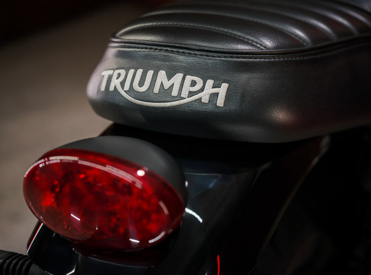 Мотоцикл Triumph Street Twin ABS Traction Инжектор Состояние нового с пробегом 3572 км
