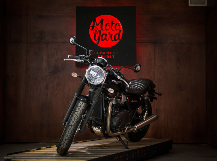 Мотоцикл Triumph Street Twin ABS Traction Инжектор Состояние нового с пробегом 3572 км