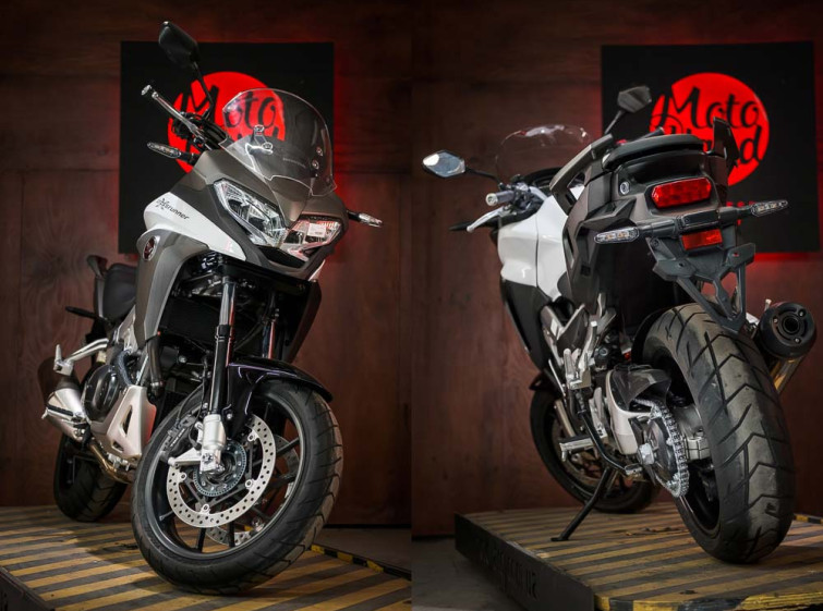 Мотоцикл Honda VFR800X Crossrunner ABS Traction LED Состояние нового с пробегом 10904 км