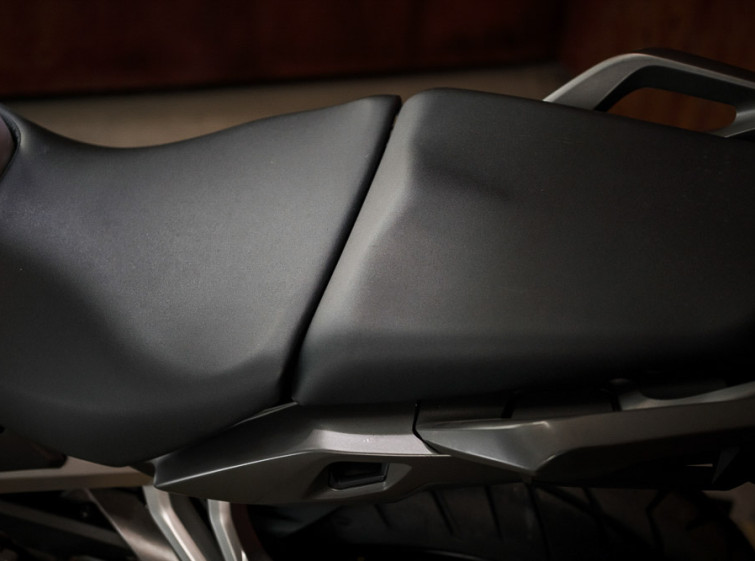 Мотоцикл Honda VFR800X Crossrunner ABS Traction LED Состояние нового с пробегом 10904 км