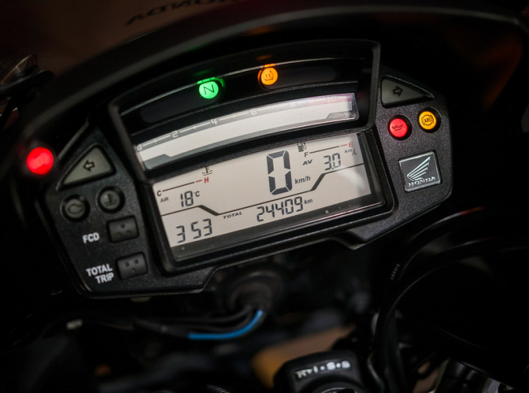 Мотоцикл Honda VFR1200X Crosstourer ABS Traction Состояние нового с пробегом 24409 км