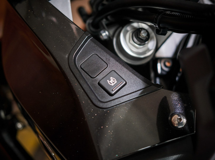 Мотоцикл Honda VFR1200X Crosstourer ABS Traction Состояние нового с пробегом 24409 км