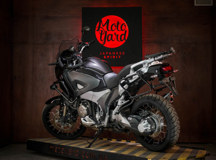 Мотоцикл Honda VFR1200X Crosstourer ABS Traction Состояние нового с пробегом 24409 км