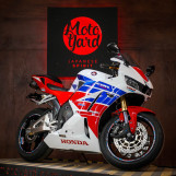 Мотоцикл Honda CBR600RR HRC Состояние нового с пробегом 7481 км