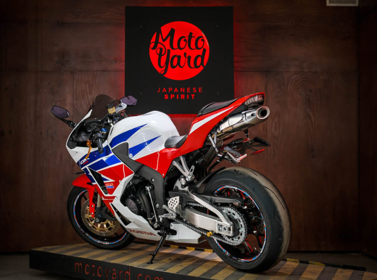 Мотоцикл Honda CBR600RR HRC Состояние нового с пробегом 7481 км