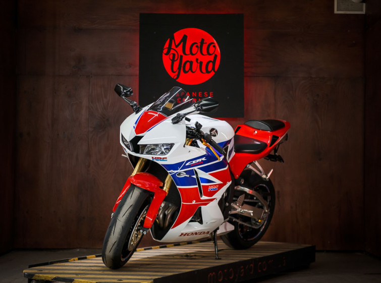 Мотоцикл Honda CBR600RR HRC Состояние нового с пробегом 7481 км