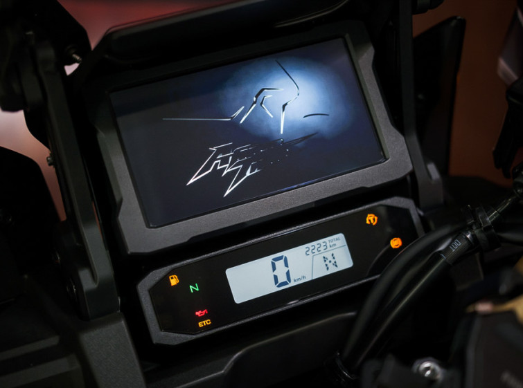 Мотоцикл Honda Africa Twin CRF1100L Traction ABS Автомат Максимальная комплектация с пробегом 2223 км