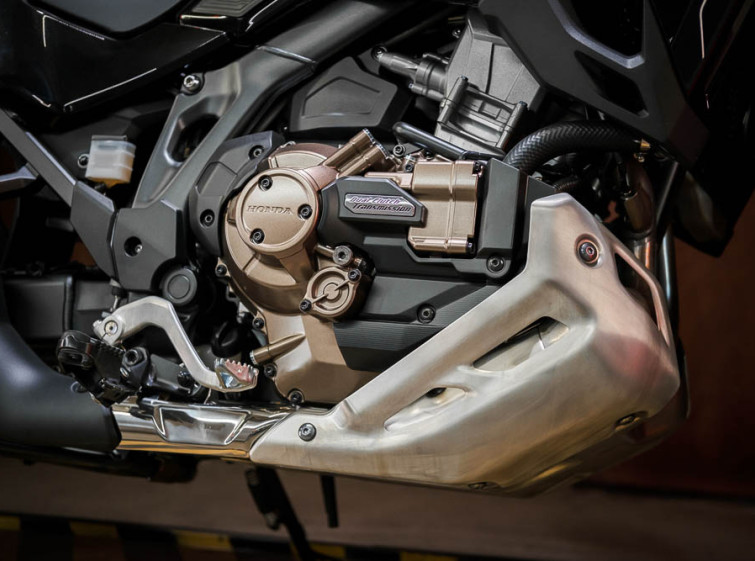 Мотоцикл Honda Africa Twin CRF1100L Traction ABS Автомат Максимальная комплектация с пробегом 2223 км