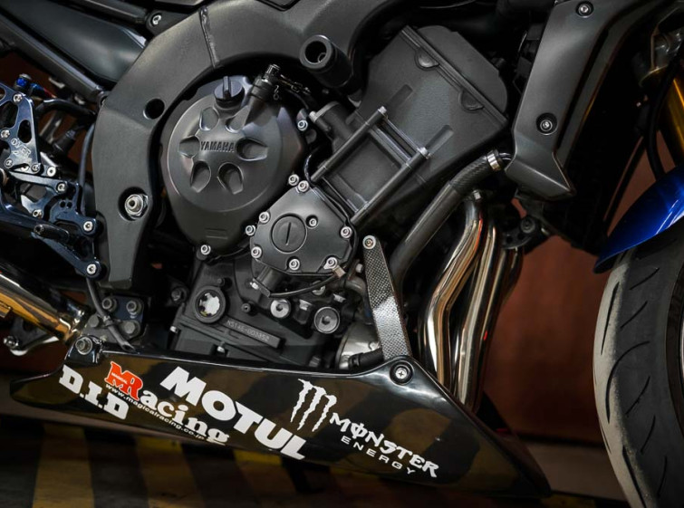 Мотоцикл Yamaha FZ1 Fazer Полносильная версия Состояние нового с пробегом 17887 км