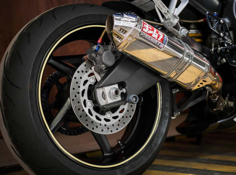 Мотоцикл Yamaha FZ1 Fazer Полносильная версия Состояние нового с пробегом 17887 км