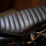 Мотоцикл Kawasaki W650 Состояние нового с пробегом 12042 км