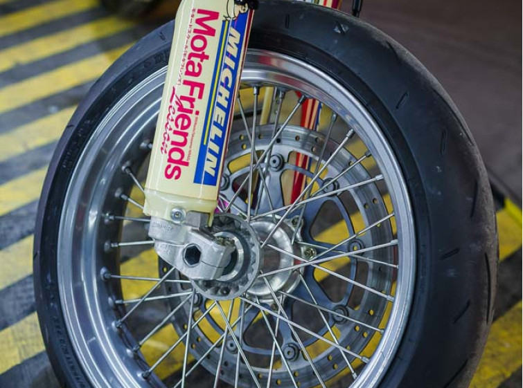 Мотоцикл Honda CRF250R с пробегом 9261 км