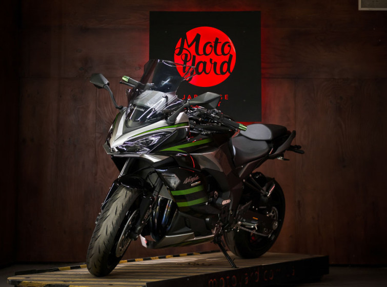 Мотоцикл Kawasaki Ninja 1000SX ABS Traction Quickshifter Состояние нового Максимальная комплектация с пробегом 4941 км