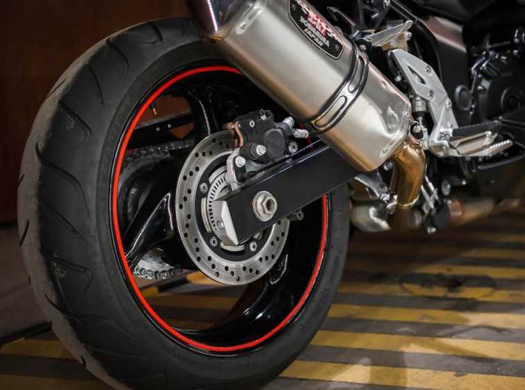 Мотоцикл Suzuki GSR 750 ABS Состояние нового с пробегом 13587 км