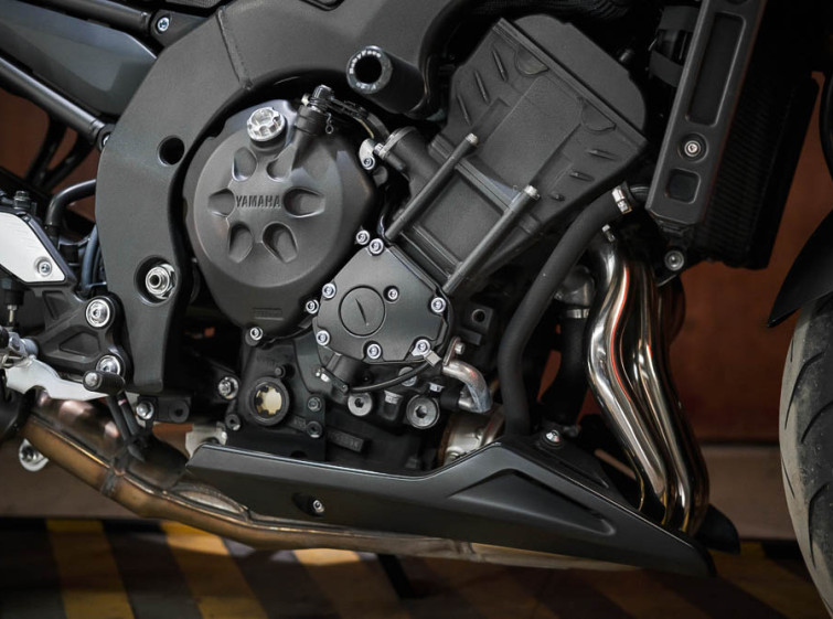 Мотоцикл Yamaha FZ8 FAZER Состояние нового с пробегом 13199 км