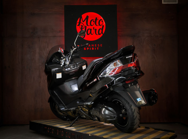 Макси Скутер Suzuki Sky Wave 400 ABS Новый с пробегом 12315 км