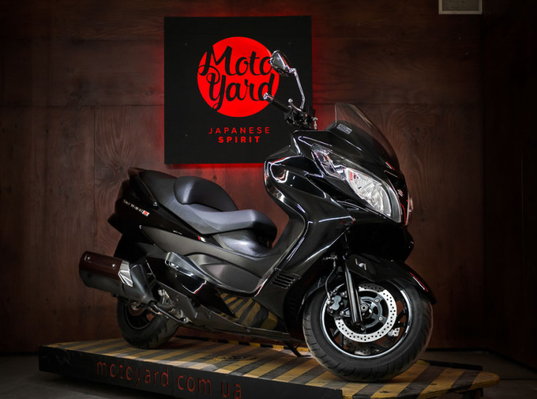 Макси Скутер Suzuki Sky Wave 400 ABS Новый с пробегом 12315 км