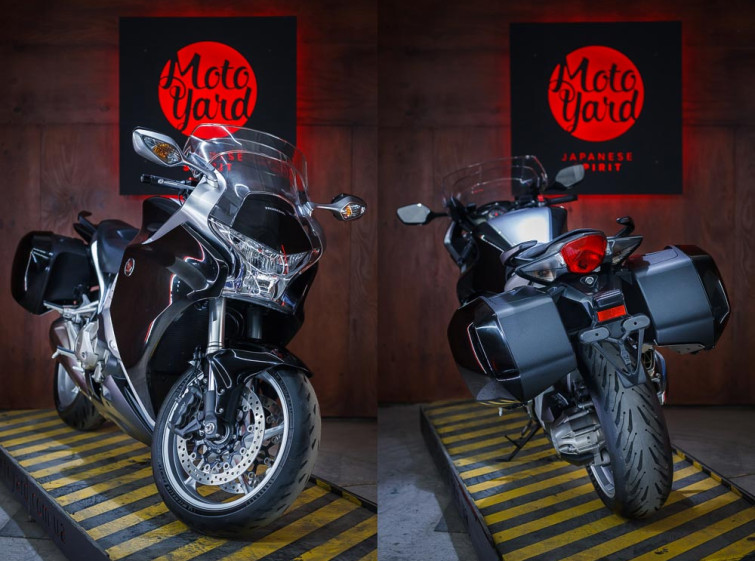 Мотоцикл Honda VFR1200FD ABS Автомат с пробегом 5400 км