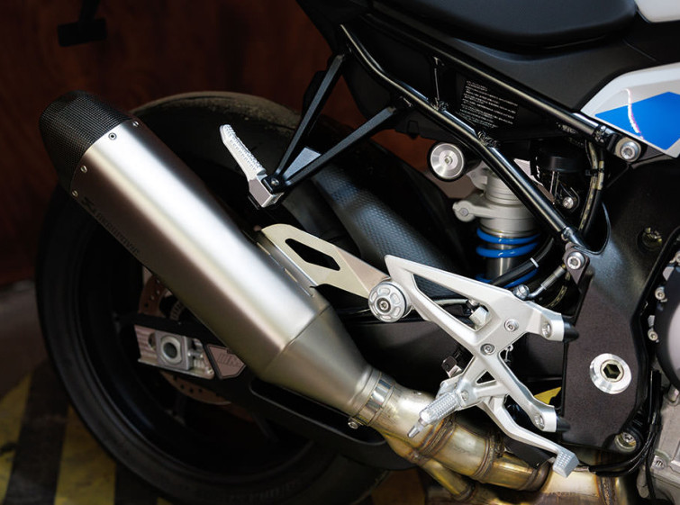 Мотоцикл BMW M1000R с пробегом 975 км