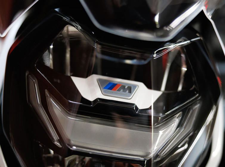 Мотоцикл BMW M1000R с пробегом 975 км