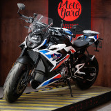 Мотоцикл BMW M1000R с пробегом 975 км