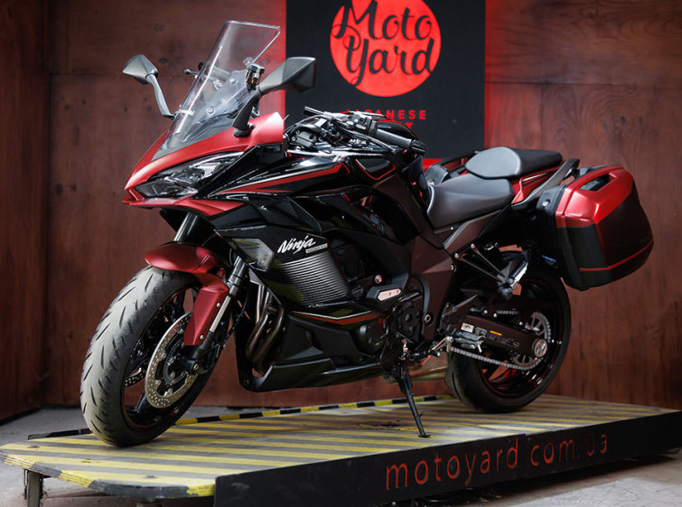 Мотоцикл Kawasaki Ninja 1000 с пробегом 1522 км