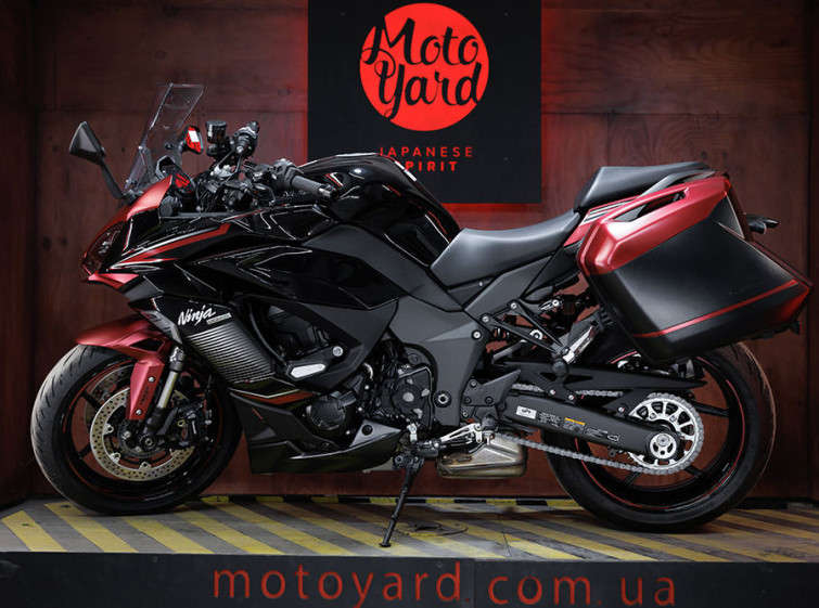 Мотоцикл Kawasaki Ninja 1000 с пробегом 1522 км