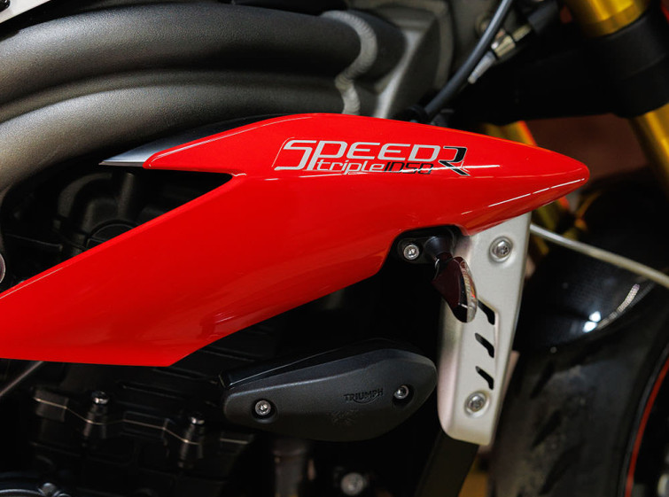 Мотоцикл Triumph Speed Triple 1050 с пробегом 10031 км