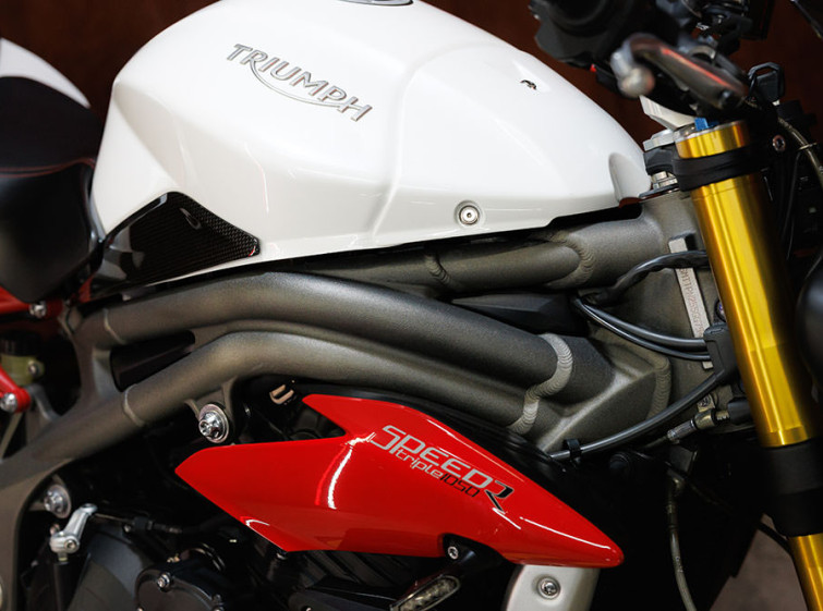 Мотоцикл Triumph Speed Triple 1050 с пробегом 10031 км