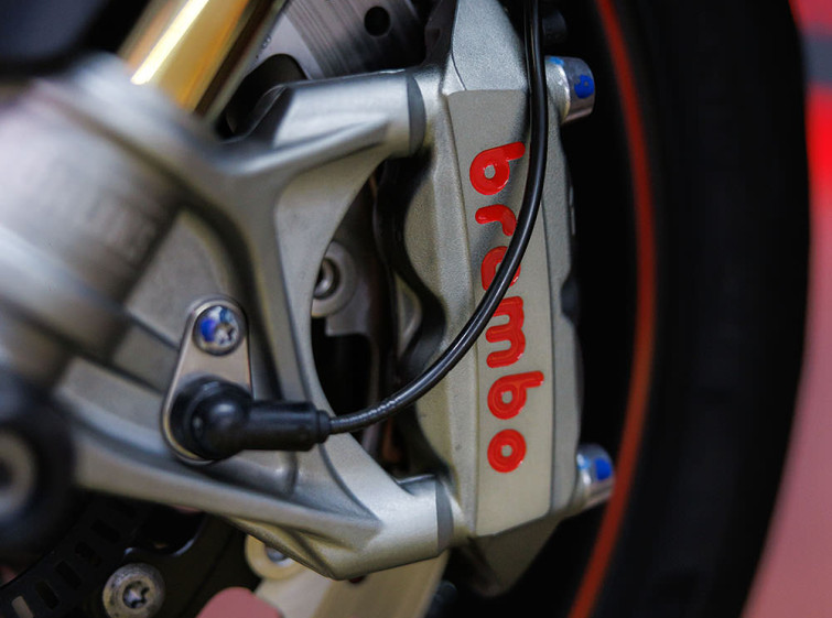 Мотоцикл Triumph Speed Triple 1050 с пробегом 10031 км