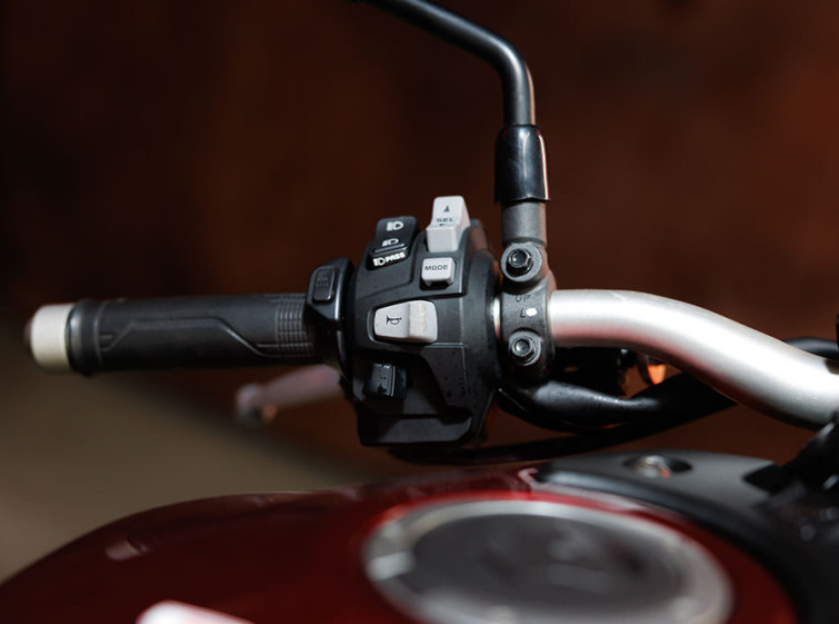 Мотоцикл Honda CB1000R з пробігом 13936 км