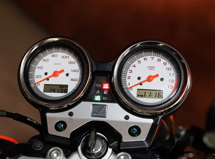 Мотоцикл Honda VTR 250 Інжектор с пробегом 14138 км