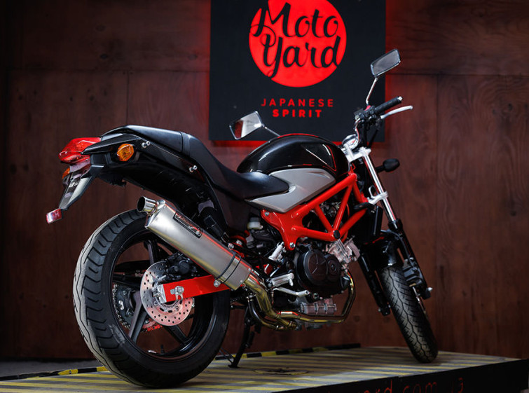 Мотоцикл Honda VTR 250 Інжектор с пробегом 14138 км