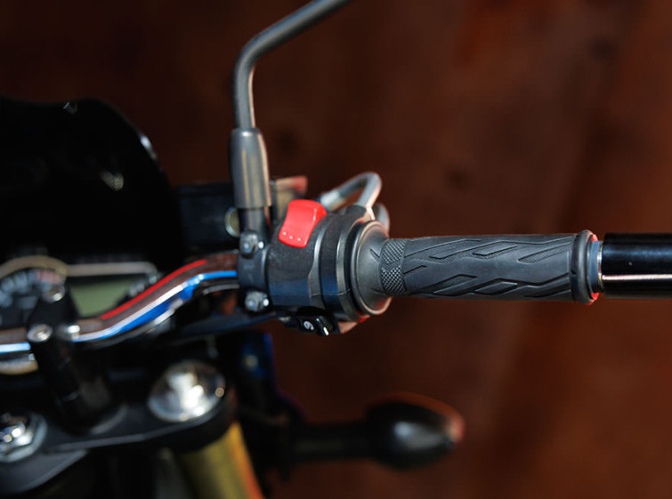 Мотоцикл Suzuki GSR 750 ABS с пробегом 7344 км