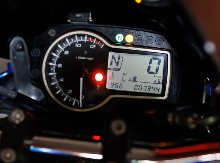 Мотоцикл Suzuki GSR 750 ABS с пробегом 7344 км