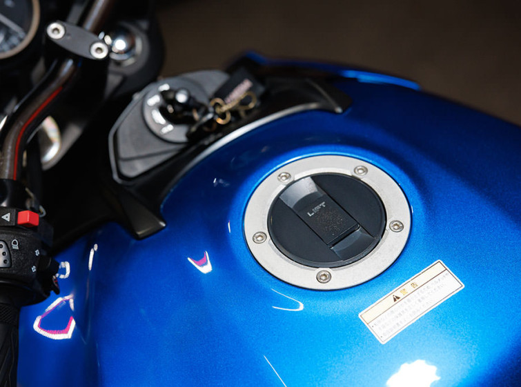 Мотоцикл Suzuki GSR 750 ABS с пробегом 7344 км