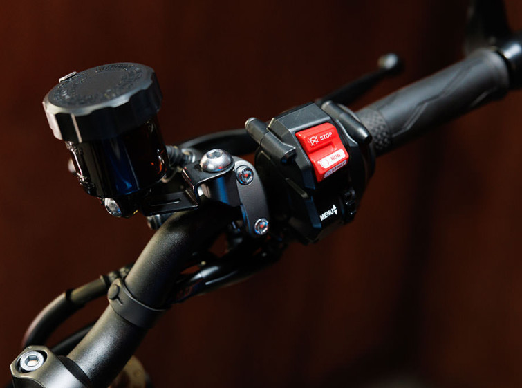 Мотоцикл Yamaha XSR900 с пробегом 3760 км