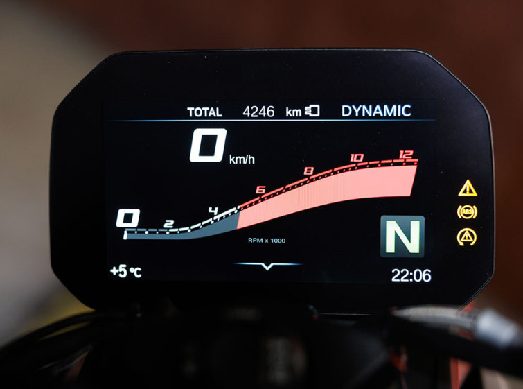 Мотоцикл BMW S1000R с пробегом 4246 км