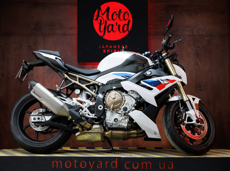 Мотоцикл BMW S1000R с пробегом 4246 км