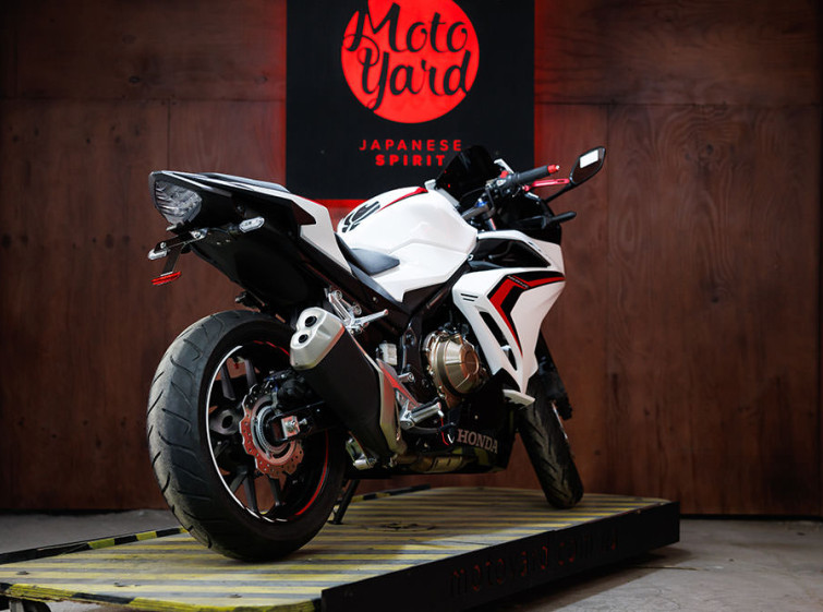 Мотоцикл Honda CBR400R з пробігом 10797 км