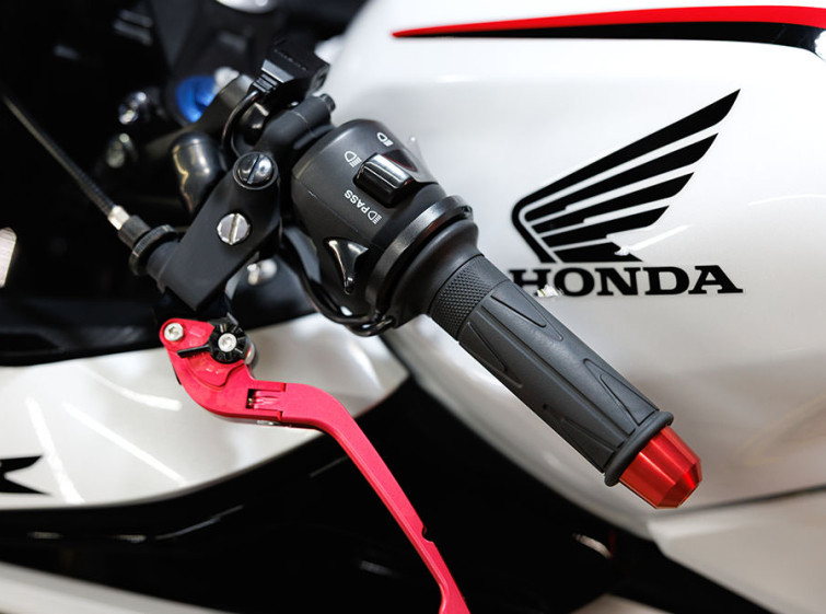 Мотоцикл Honda CBR400R з пробігом 10797 км