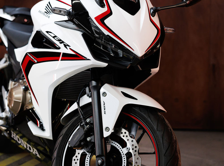 Мотоцикл Honda CBR400R з пробігом 10797 км