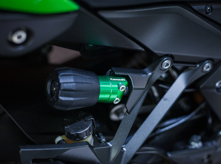 Мотоцикл Kawasaki Ninja Z1000SX TRACTION ABS с пробегом 14307 км